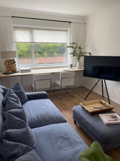 Stylish Apartment With Stunning Views Chislet Экстерьер фото